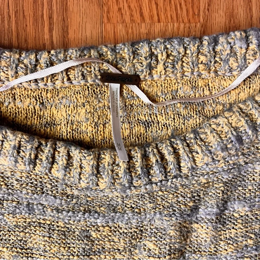 Free People In My Pocket Slouchy Cozy Sweater Top Yellow Gray Grey Size Medium
